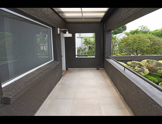 410M² OFFICE TO LET IN FERNDALE